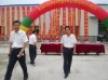 企业法人与总经理谈笑风声