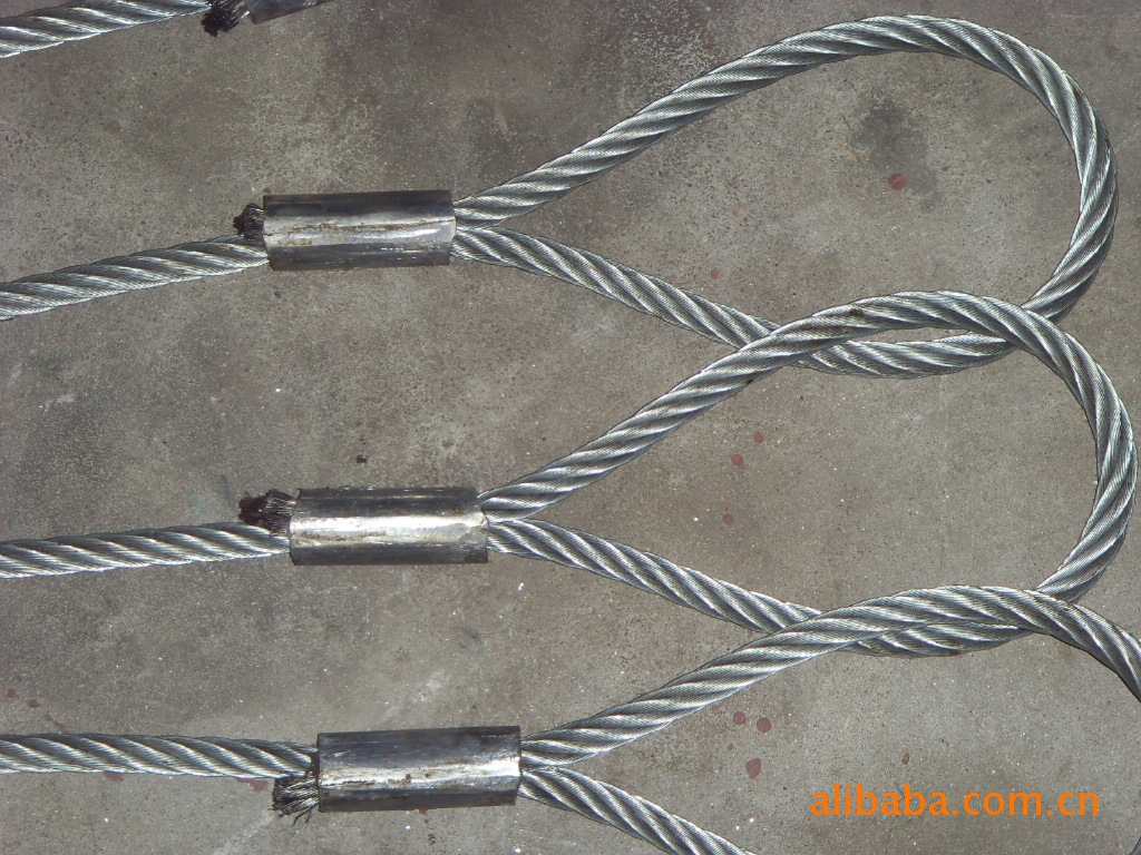 安全带类型:多款供选 安全带材质:不锈钢件 安全绳材质:钢丝 安全绳