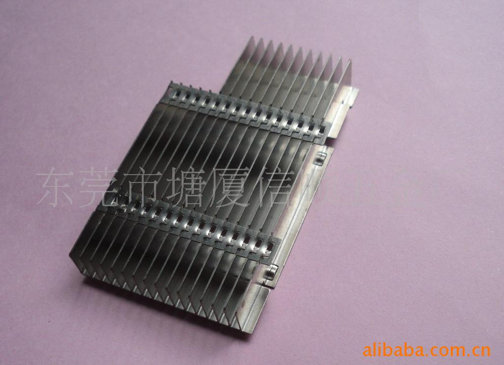 而对于五金零配件的冲压及模具加工铜铝散热器 生产铜铝散热器专业