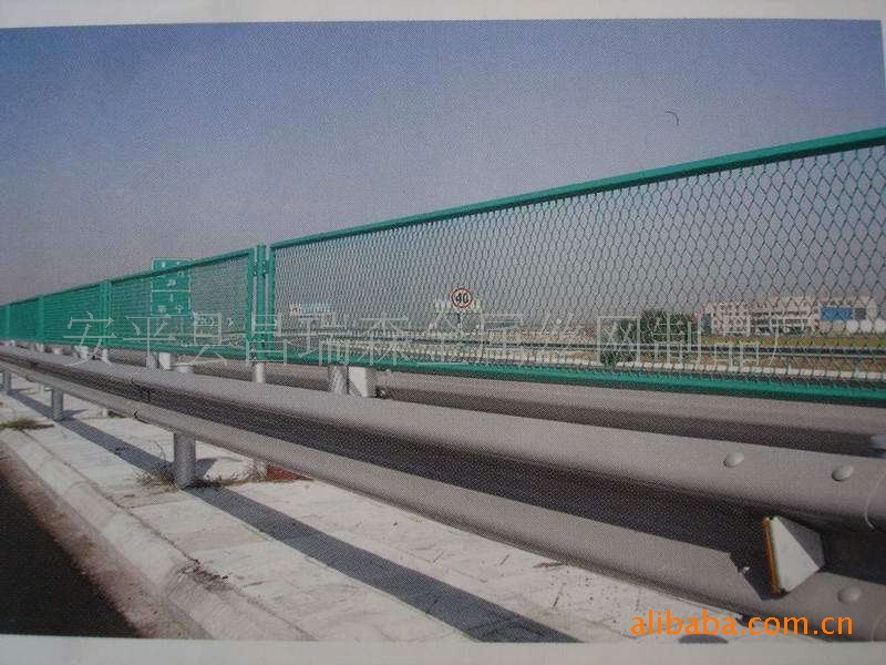 建筑安全防护网采用什么规范