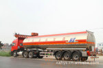 供应宏泰48方三仓油罐车|化工液体运输车厂家直销
