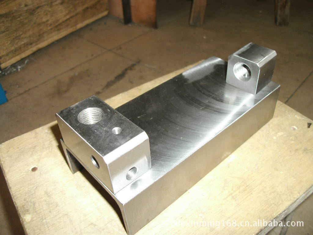 飞镖换针器/飞镖取针器 厂家加工直销云南飞镖 飞镖盘 飞镖靶