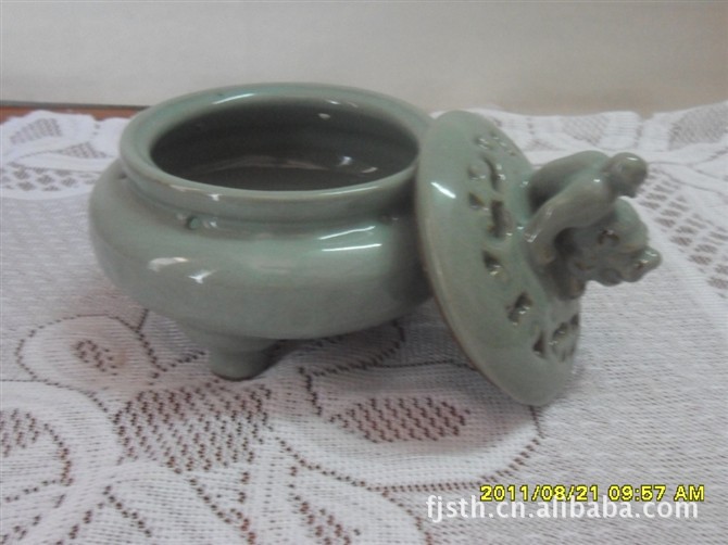 供应陶瓷香熏炉 复古陶瓷 结晶茶具 汝窑高档茶具德化