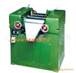 供应冠宇S150款实用型三辊研磨机