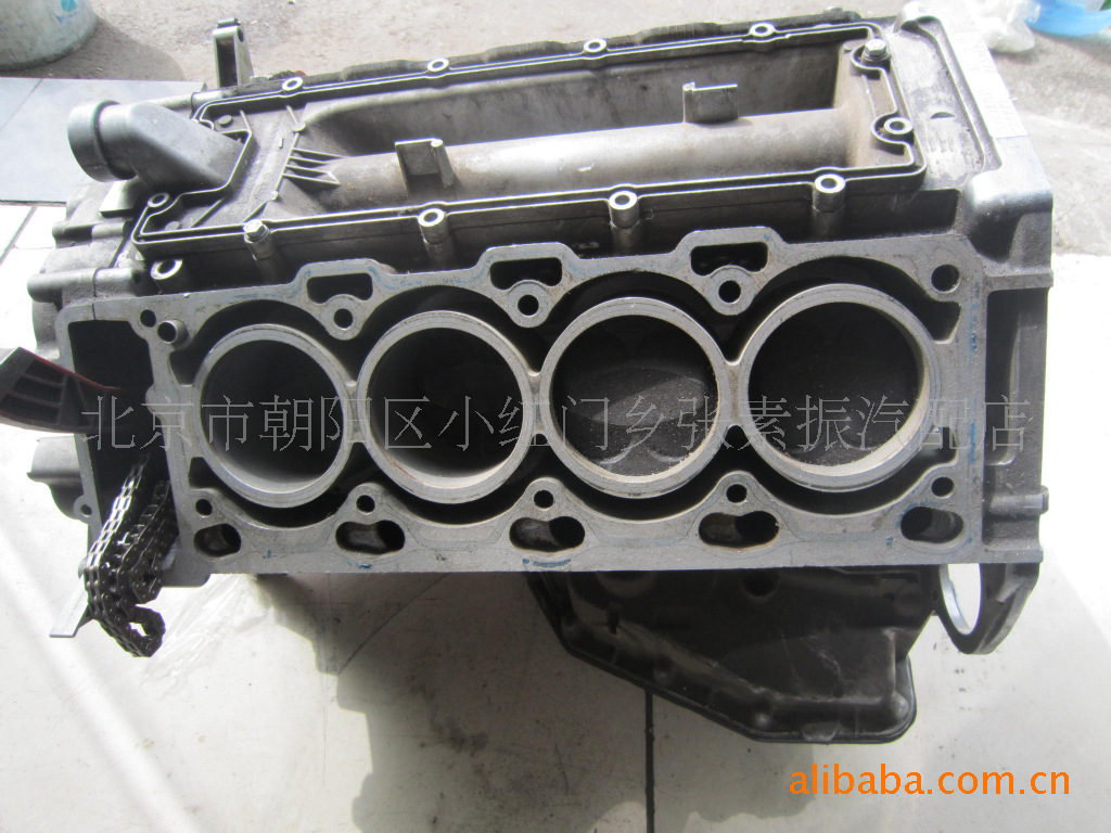 宝马n62 740li拆车缸体下半段总成