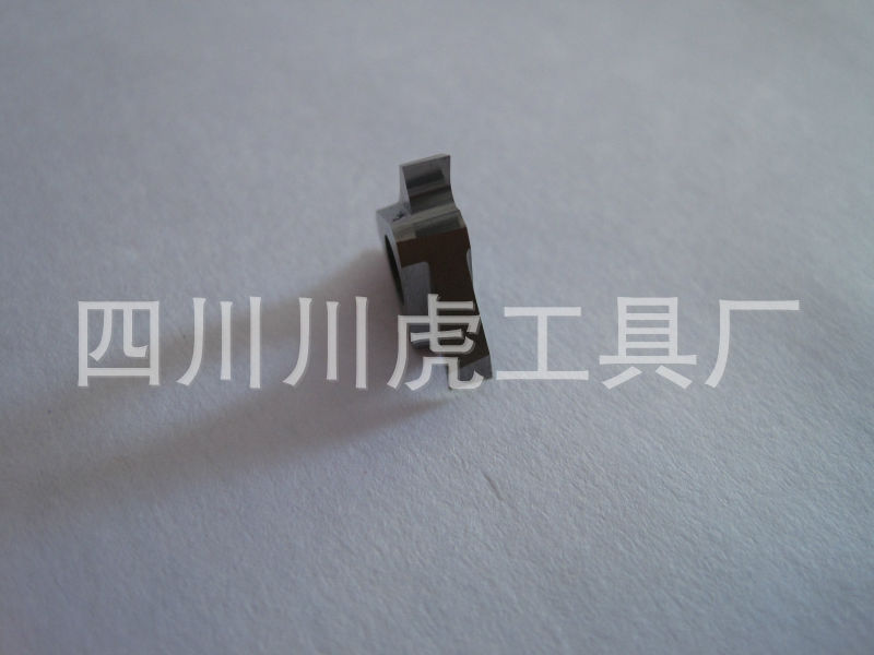 四川川虎铝用槽刀片/铸件槽刀片/卡簧槽刀片：TC16T3R215 ZK10UF