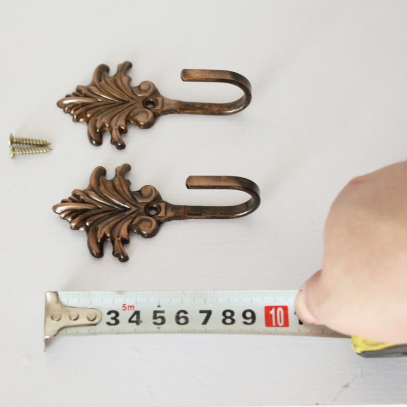 Curtain wall hook curtain hook metal hook Maple wall hook