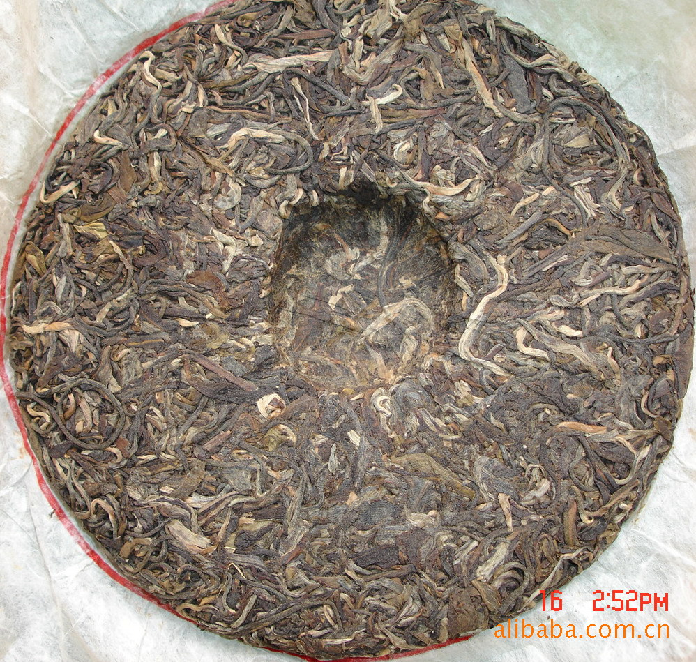 云南普洱茶 大量批发西双版纳2005年基诺山陈年古树普洱茶生茶