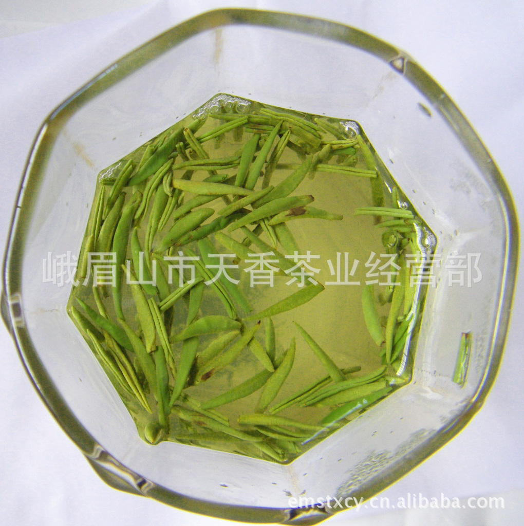 批发乐山茶叶峨眉茶农家有机绿茶瘦身保健饮品特级竹叶青(龙芽)