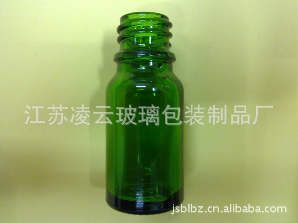 10ml绿色精油瓶,玻璃瓶,化妆品包装,玻璃瓶生产厂家:江苏凌云玻璃包装制品厂,江苏凌云日化包装有限公司