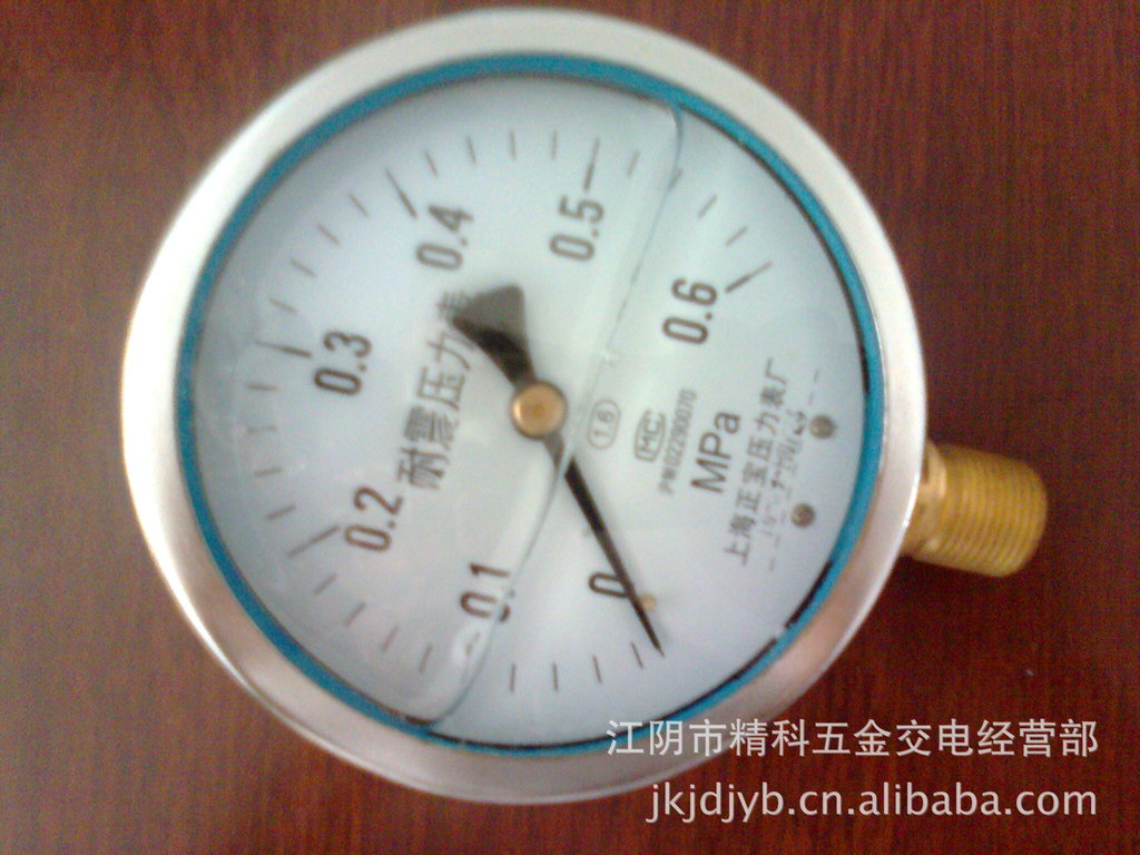 品牌/型号:上海正宝/yn100 联接型式:螺纹      耐震压力表适用于环境