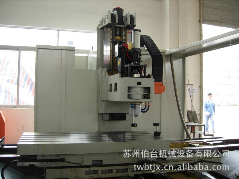 精品推荐台湾伯台精密硬轨龙门式加工中心 VMC-1580