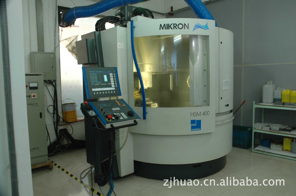 MIKRON VERTICAL MACHINING CENT