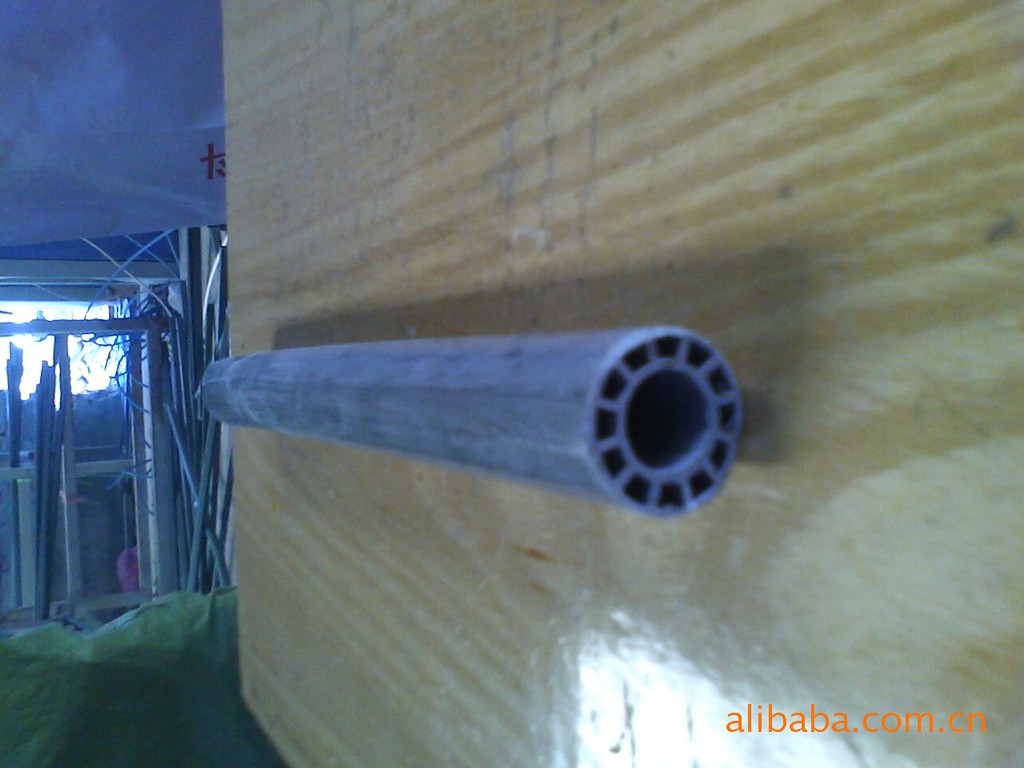 pvc硬管:穿墙管 方管 线条 羊角线