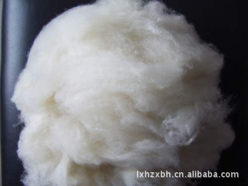 编辑本段羊绒简介山羊绒属于稀有的特种动物纤维(和绵羊毛有区别,是