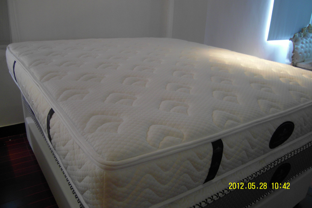 圣米岚新款床垫，环保、防火、透气性强、耐用，高品质床垫。