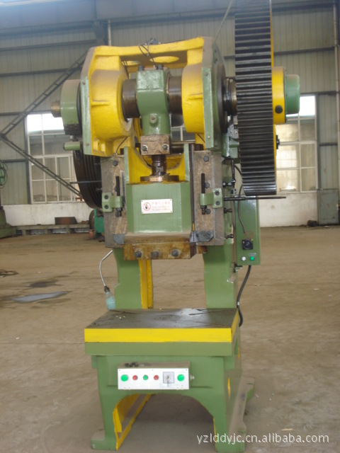 专业品质供应上海二锻扬州力达J23-100T普通冲床
