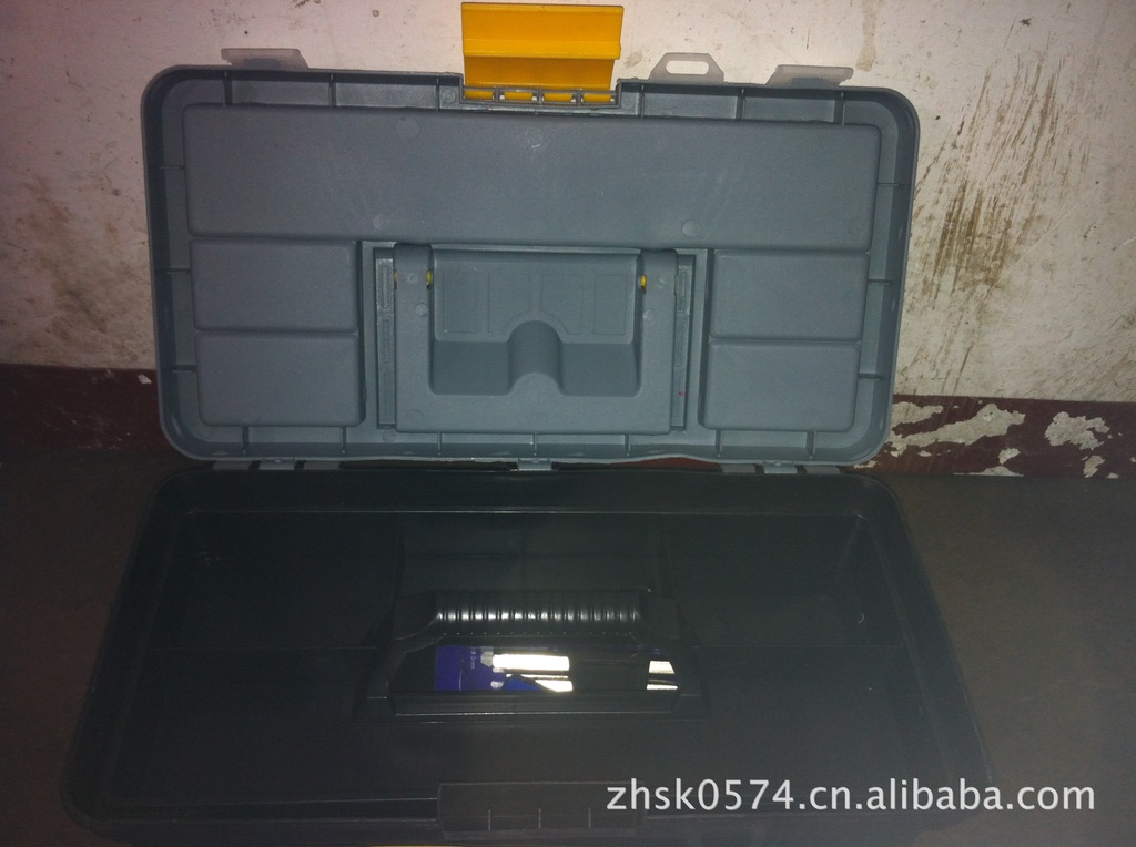 供 应zh0625型工具箱,数控机床