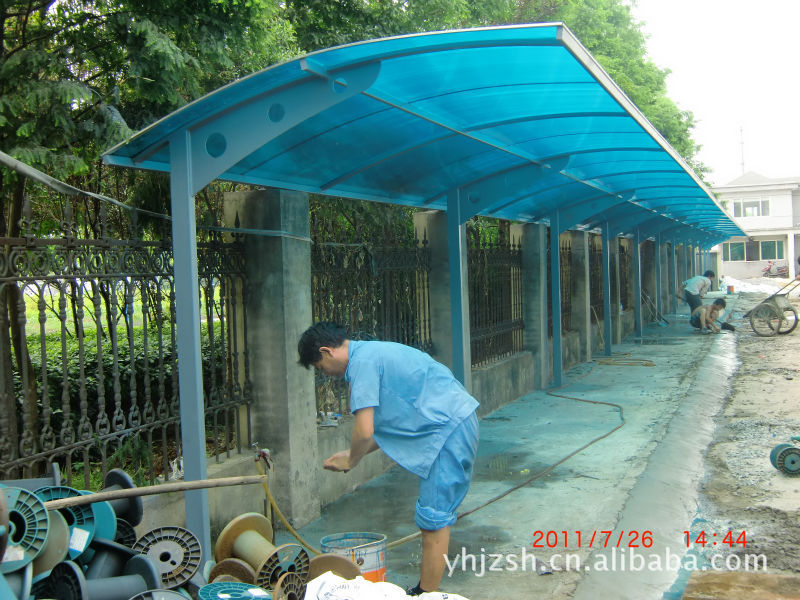 热销自行车棚上海嘉定钢结构阳光板自行车棚厂家