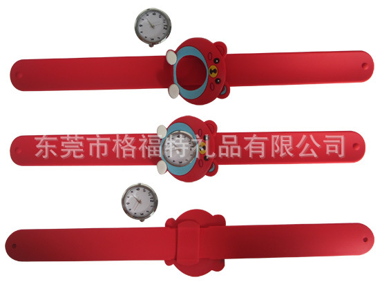 东莞市格福特礼品有限公司是专业订做生产硅胶制品，硅胶礼品，硅胶手表，LED手表，拍拍手表，负离子手表，LED手表，硅胶钱包，硅胶手环，硅胶手机套等各类硅胶制品厂 