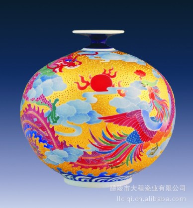 龙凤呈祥中云瓶 h27cm 描金 釉下彩 青花