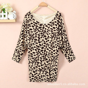 供应大码豹点上衣长款蝙蝠袖双层秋衣加大码个性上衣/大码秋装