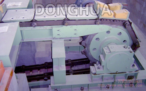 杭州东华链条用于宝钢的钢卷输送链