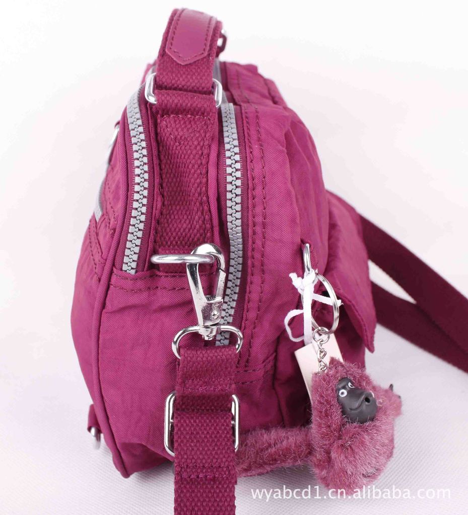 kipling吉普林女,三用手提斜挎后背多包,正品,送猴子酒红色,2050