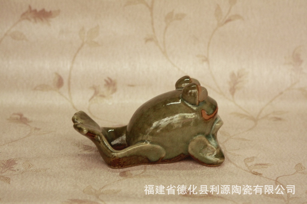 批发陶瓷动物青蛙工艺品/陶瓷青蛙工艺品摆件3704 9.00,8.10,7.