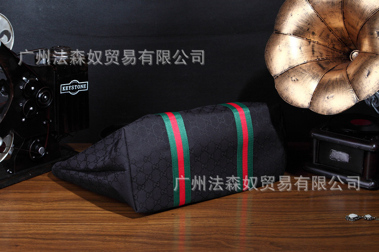 GUCCI 139260 黑色 (1)