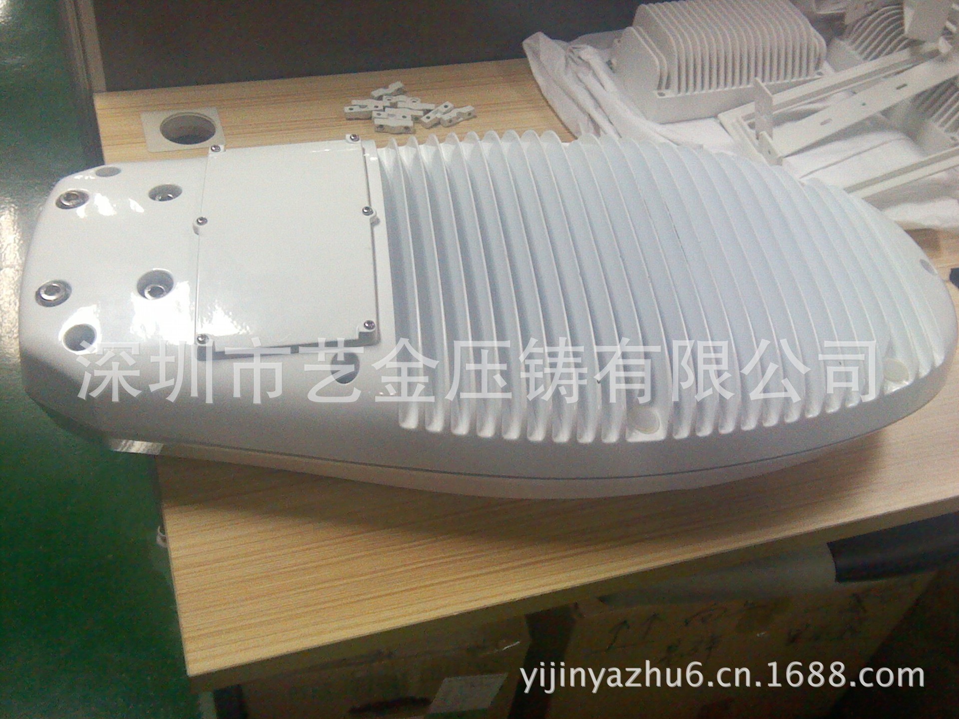 690侧面30709_203149_0