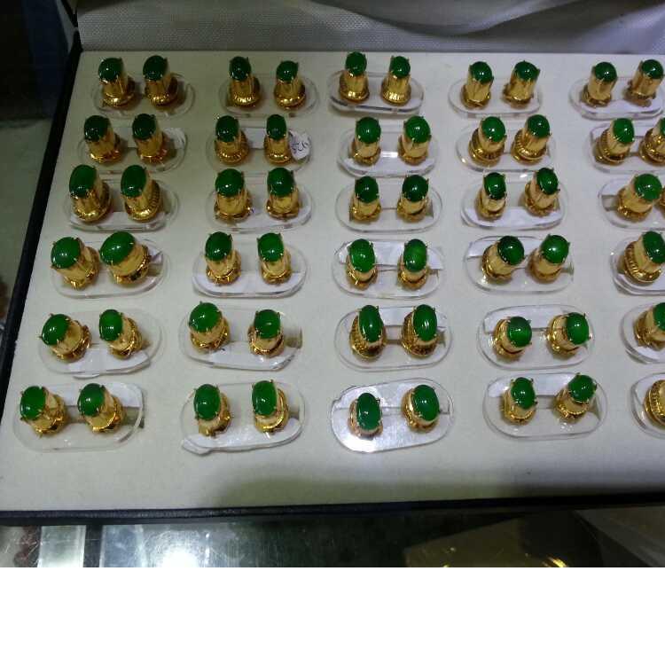 高冰种老色辣无裂无毛病蛋面