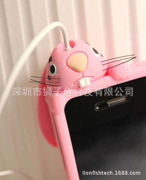 moschino iphone bunny