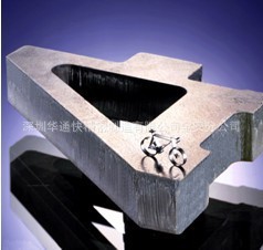 304772420_1310594227