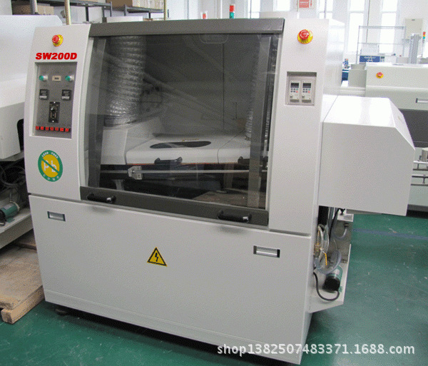 双波峰焊机SW200D