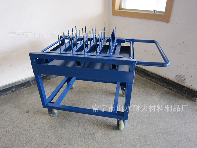 火试倾倒坩埚车