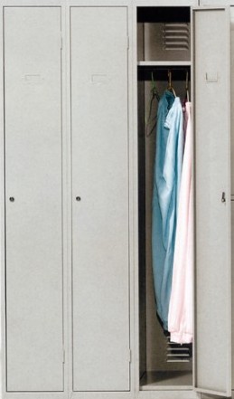 3 doors locker