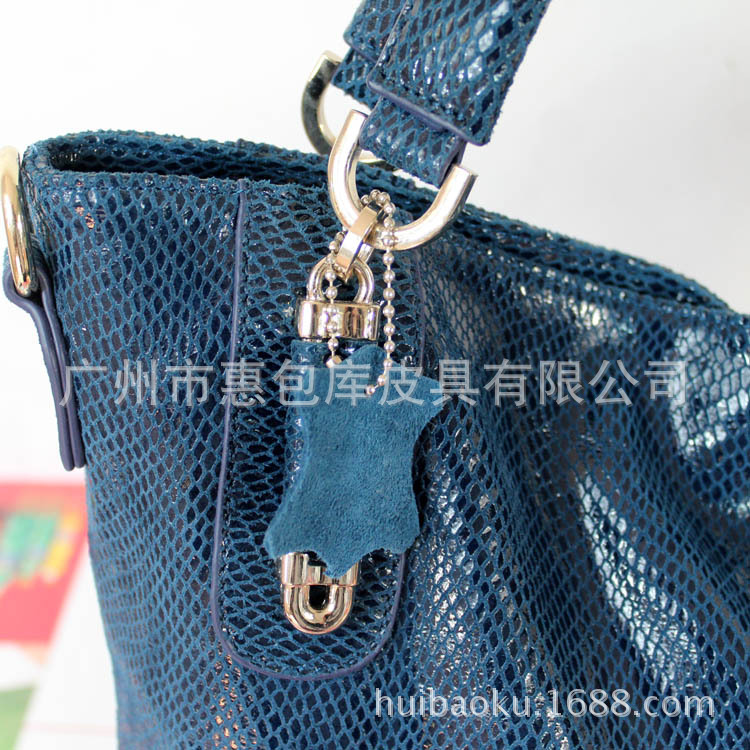 H103002 (9)