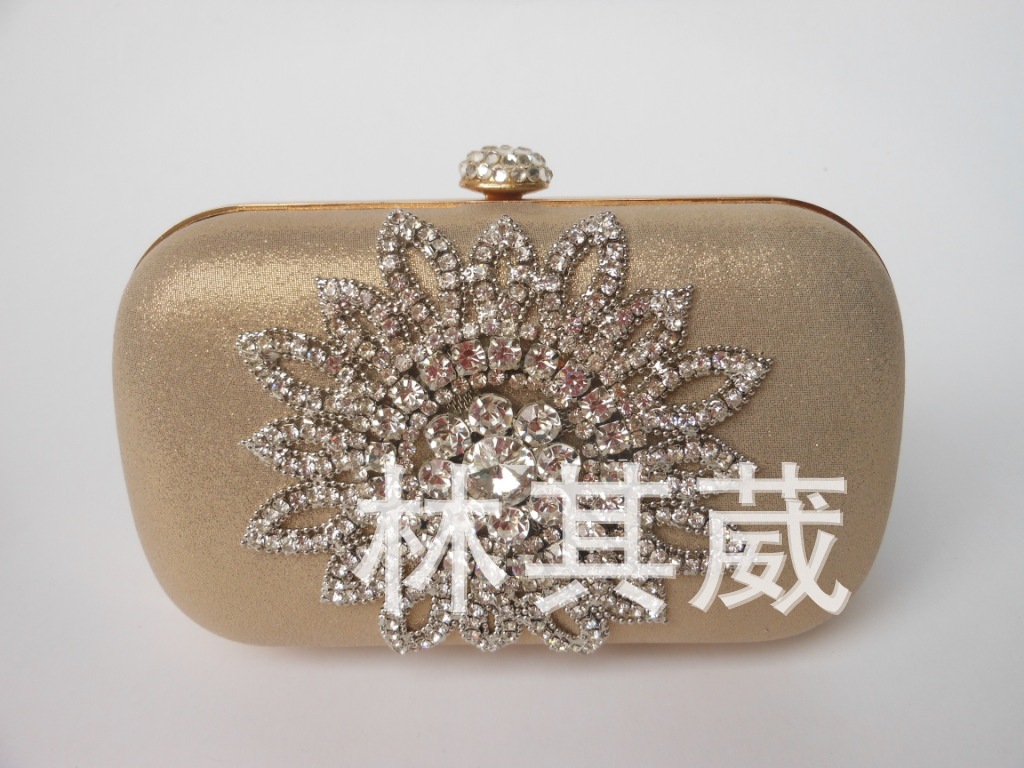 金