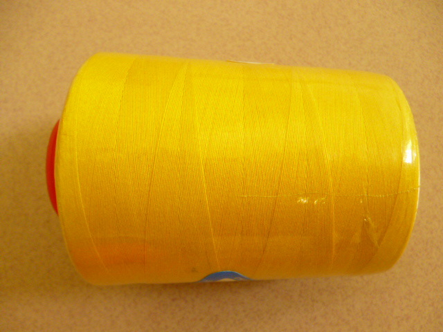 黄色缝纫线