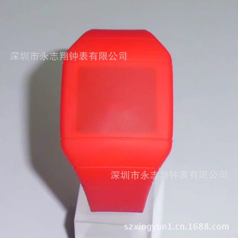 LED (39)
