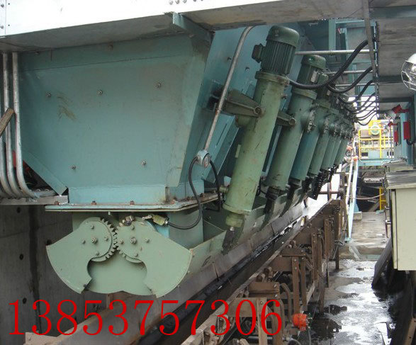 安源电液动鄂式闸门使用现场