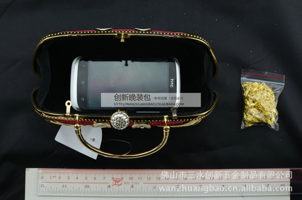 厂家供应最新设计百搭晚装硬盒包