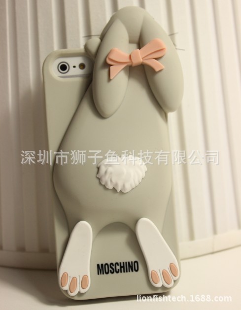 moschino iphone bunny