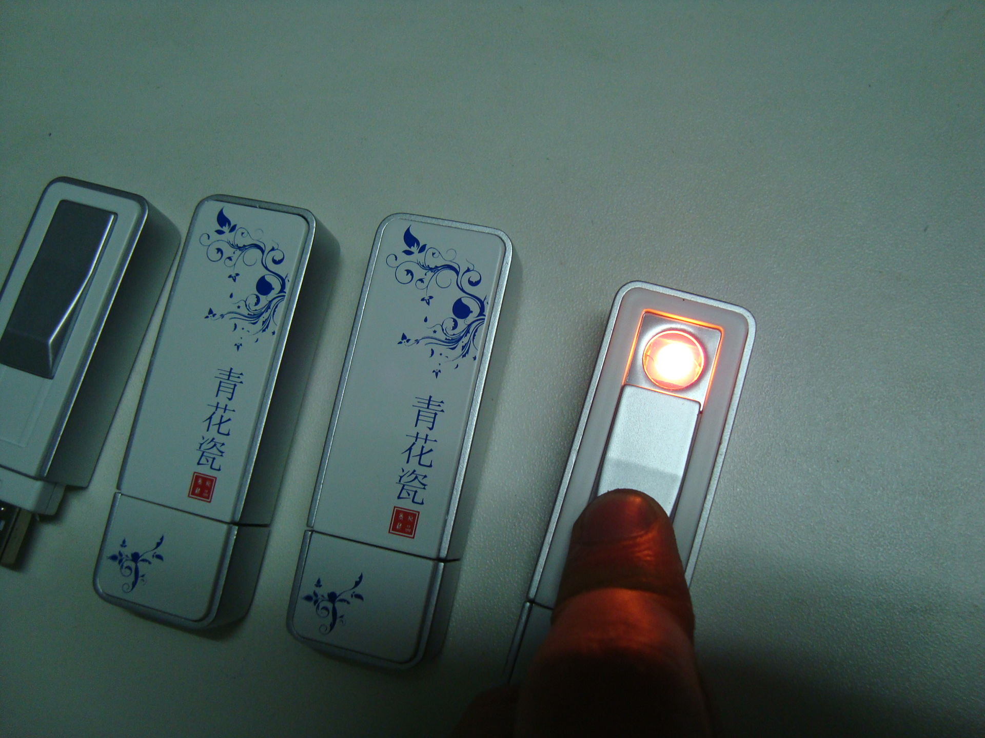 青花瓷USB充電打火機隨身碟3