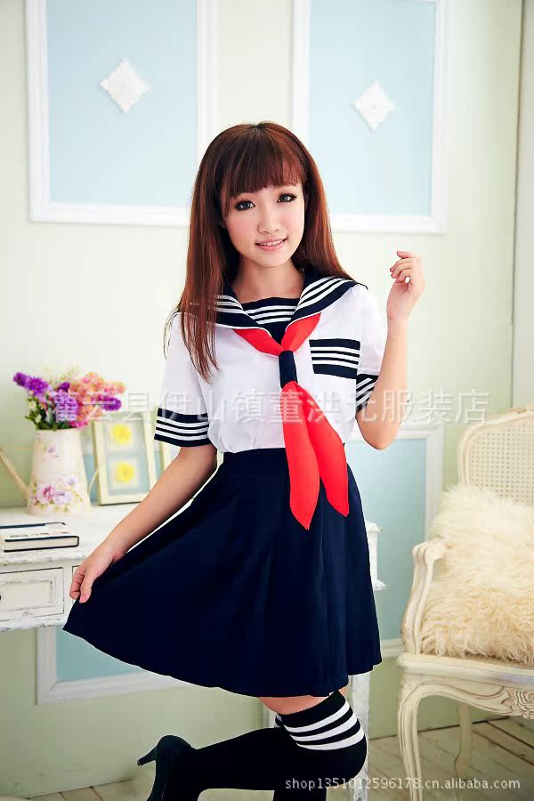 制服女生图片