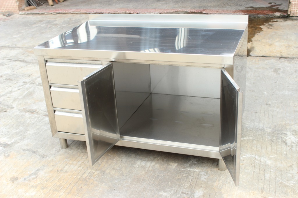 供应优质不锈钢厨房工作台 自助餐餐具摆放柜 厨房工程柜