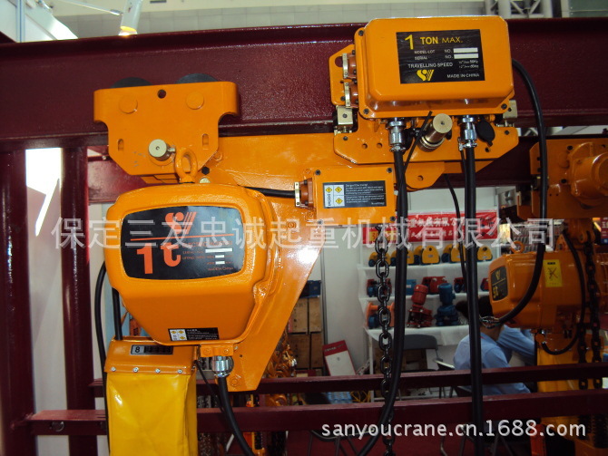 1T低净空运行式