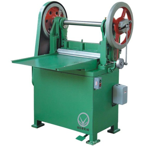 橡胶切条机是橡胶行业的首选设备,对未硫化的橡胶片进行剪切.
