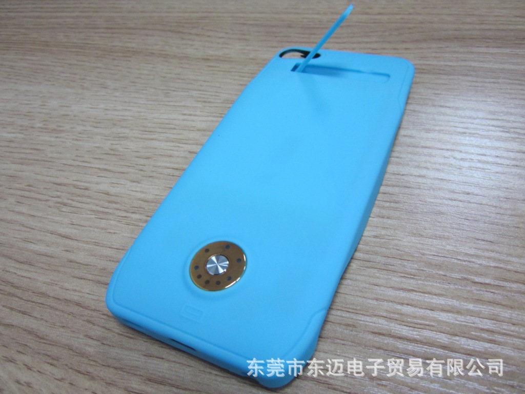 iphone5 touch 顏色很多，款式也非常的